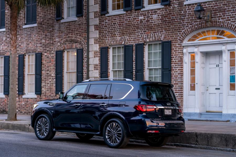  Infiniti QX80 5.6 2018 года  (фото 87 из 117)